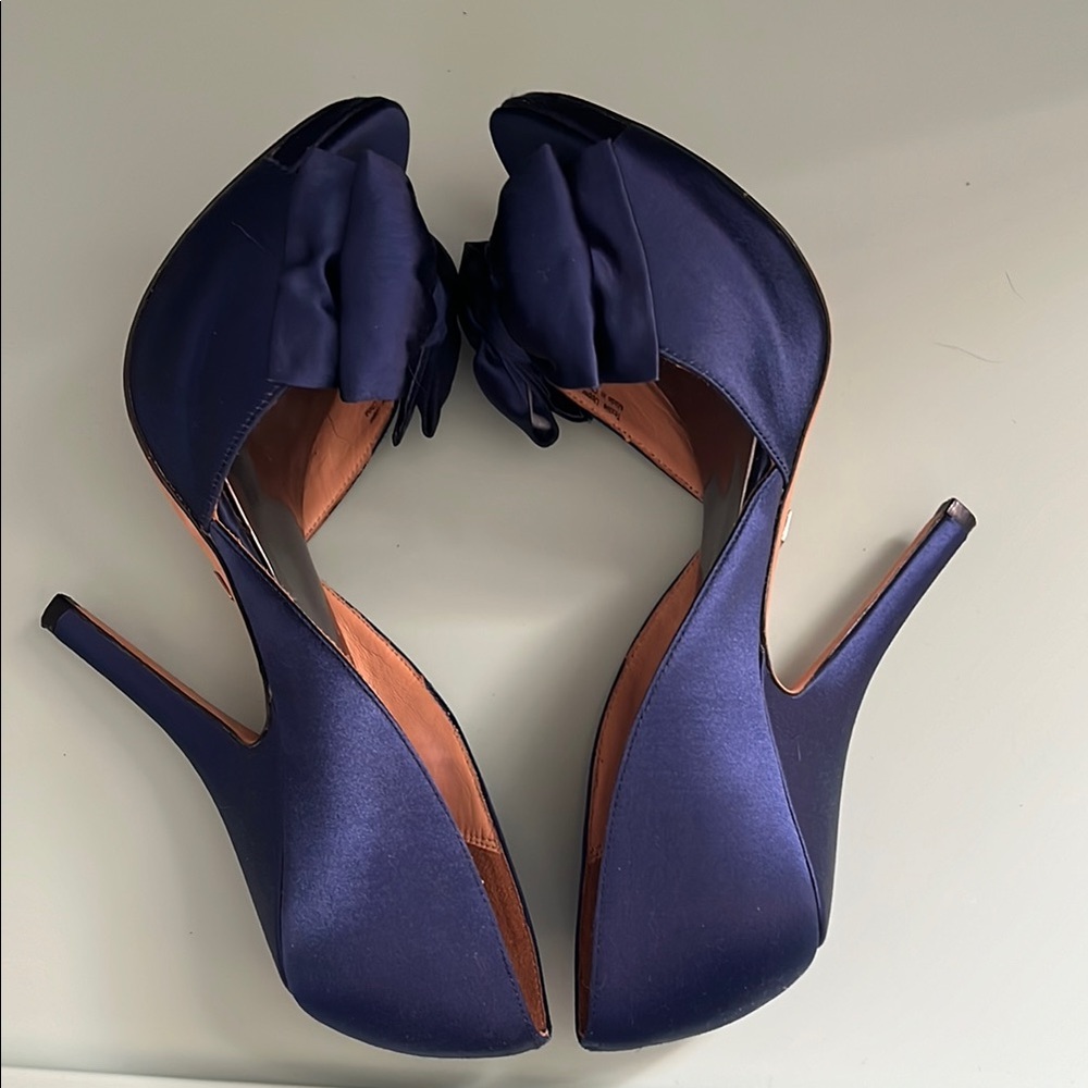 Badgley Mischka Navy Satin Bow Peep-Toe Heels - Picture 4 of 9